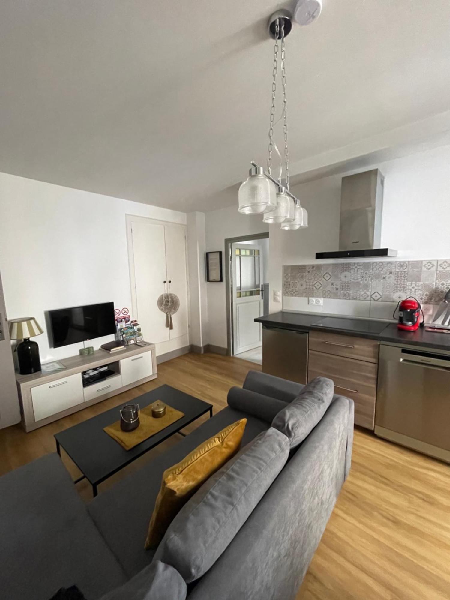 Appartement Moderne Centre Ville, 5 Personnes, 65 M2 Семюр-ан-Осуа Экстерьер фото